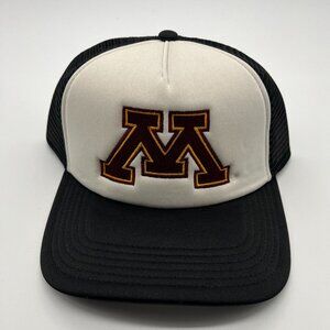 Minnesota Golden Gophers Snapback Trucker Hat Cap Adult One Size Black NCAA NWT